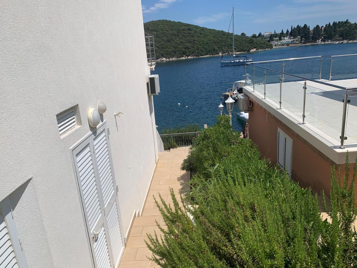 كورتْشولا Studio Apartments More المظهر الخارجي الصورة